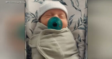 World's 'oldest baby': Ohio couple welcomes baby boy born from embryo frozen in 1994