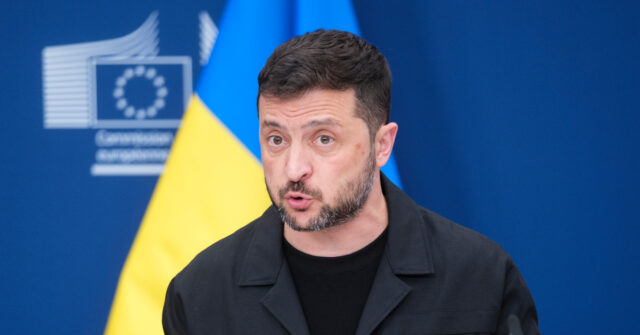 Zelensky Declares 'Impossible' for Ukraine to Give Up Territory to Russia