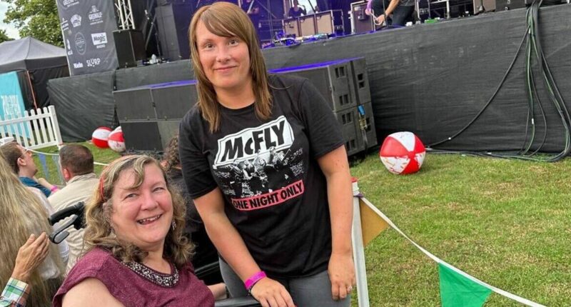 'Doctors thought I had leg weakness - true diagnosis left me in disbelief'