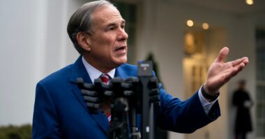 Abbott announces second special session as Texas Democrats plan return