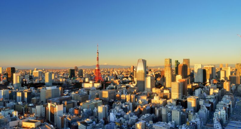 Asia markets close mostly higher as investors await details of U.S.-Ukraine talks