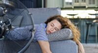Households urged to put clothes on to sleep in heatwave