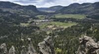 Polis declares emergency after wildfire balloons in 6 hours