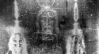 Shroud of Turin 'truth' stuns Tucker Carlson amid decades of hoax claims