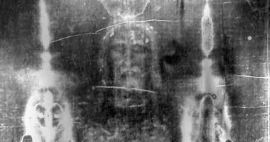 Shroud of Turin 'truth' stuns Tucker Carlson amid decades of hoax claims