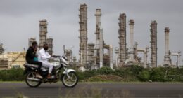 Trump's penalty threat puts India in a bind over Russian oil