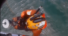 Video: Coast Guard rescues 4 from capsized boat on Lake Erie