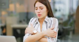 'Feeling cold all the time' is sign of serious medical condition pharmacist warns