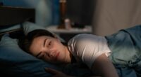 'I'm a sleep therapist, these 5 things are making your insomnia worse'