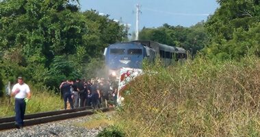 1 dead after 'major accident' between train, vehicle in Texas