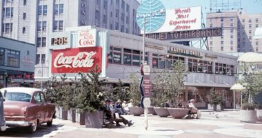 135-year-old chain permanently closes all 65 stores after bankruptcy