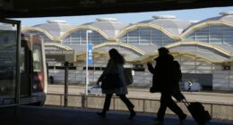 5 things to know about Trump administration ditching plan to compensate flyers for disruptions