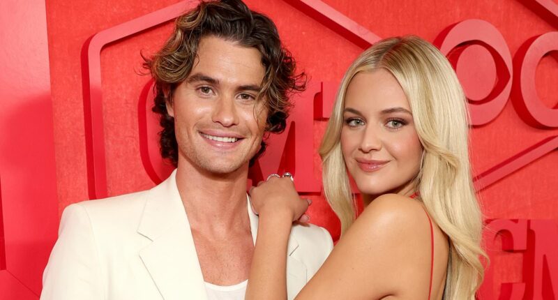 A-list country singer splits from Netflix actor after 3 years together