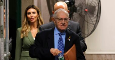 Alan Dershowitz to seek 'further review' of loss in CNN case