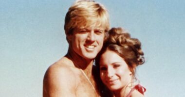 Barbra Streisand nods to Jimmy Kimmel as she remembers Robert Redford
