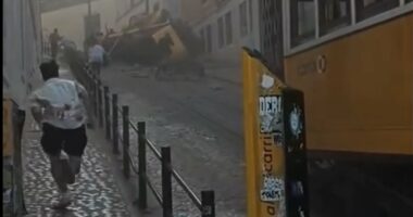 Battle save victims of Portugal's tourist tram crash that killed 15