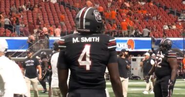 Beamer explains Smith's low snap count in season opener