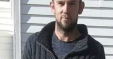 New Zealand police say Tom Phillips would not have surrendered
