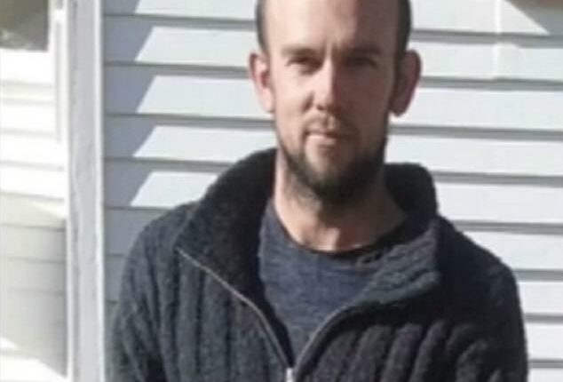 New Zealand police say Tom Phillips would not have surrendered