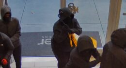 California jewelry store targeted in smash-and-grab