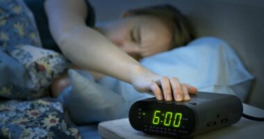 Can't get out of bed without hitting snooze? Nurse reveals why your stressful wake up routine ruins your WHOLE day... and your looks