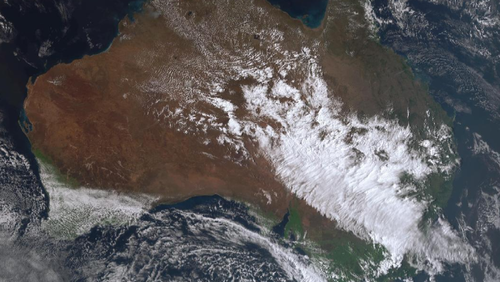 Large hailstones and dangerous winds will batter several eastern states, as storms move over the region.