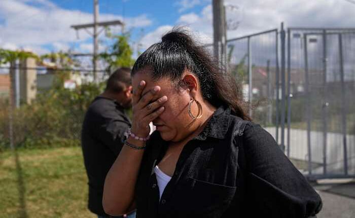 Chicago area center in Trump's immigration crackdown sparks complaints of inhumane conditions