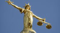 Court backlog surges to record high of nearly 440,000 under Labour