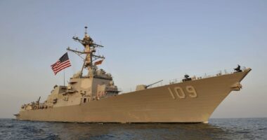 DOD issues warning, says 2 Venezuelan planes flew near Navy ship