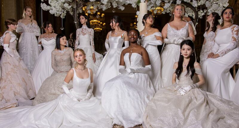 Debutantes gather for prestigious Queen Charlotte's Ball in London