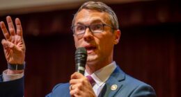 Democrat James Walkinshaw wins race for vacant, deep-blue Virginia House seat