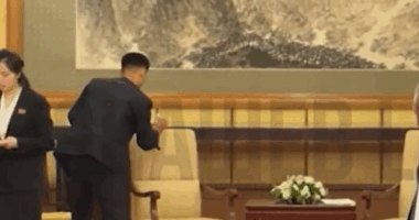 Dictator's staff scrub room clean after meeting with Putin