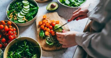 Dietician shares 12 foods that can help lower your blood pressure naturally