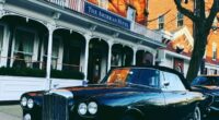 Diners at Hamptons hotel fight back against 'pathetic' protesters