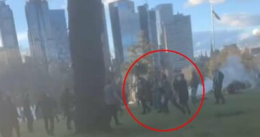 Disturbing moment far right demonstrators ambush Aboriginal camp