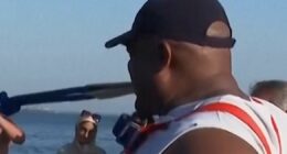 Egyptian wrestler pulls 700-ton ship with his teeth