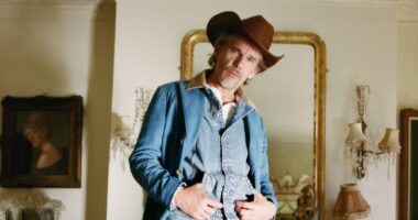 Ethan Hawke opens up about his 'dangerous intimacy' with Uma Thurman