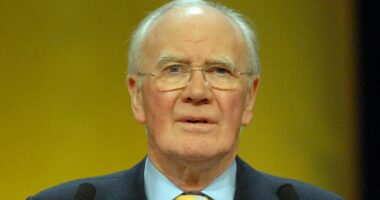 Ex-Liberal Democrat leader Ming Campbell dies aged 84