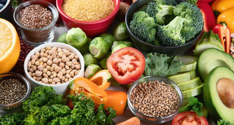Expert warns of hidden dangers of 'fibremaxxing' - and why the healthy eating trend could backfire for some people