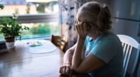 Experts share unusual early warning signs of the disease: 'There's more to look out for than just a bad memory'