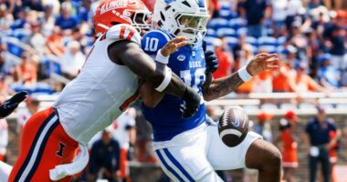 Five Blue Devil fumbles, another Beatty standout lead Illini to road win