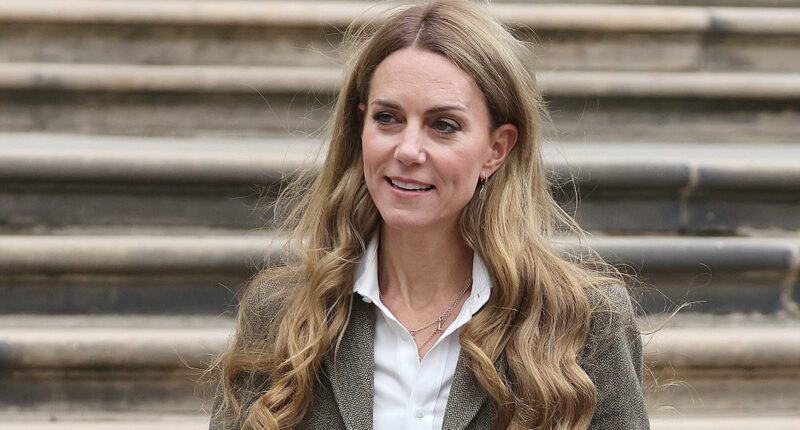 Good Heir Day! Kate returns to duties with blonde post-holiday hair
