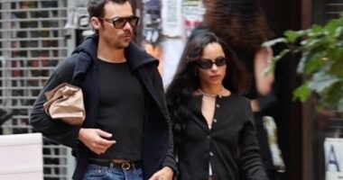Harry Styles and Zoe Kravitz pack on PDA as romance heats up