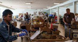 Home bakers donate fresh bread to food banks thanks to this Seattle nonprofit