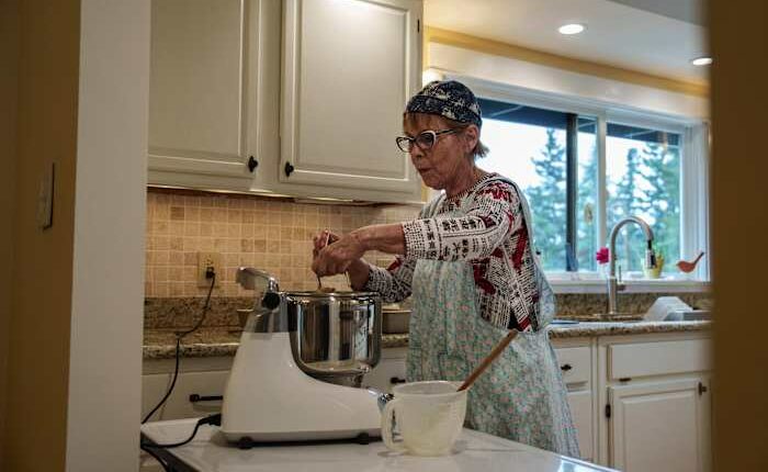 Home bakers donate fresh bread to food banks thanks to this Seattle nonprofit