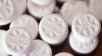 How pregnant women can navigate Tylenol-autism concerns