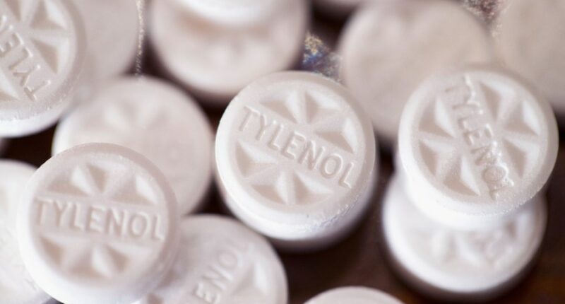 How pregnant women can navigate Tylenol-autism concerns