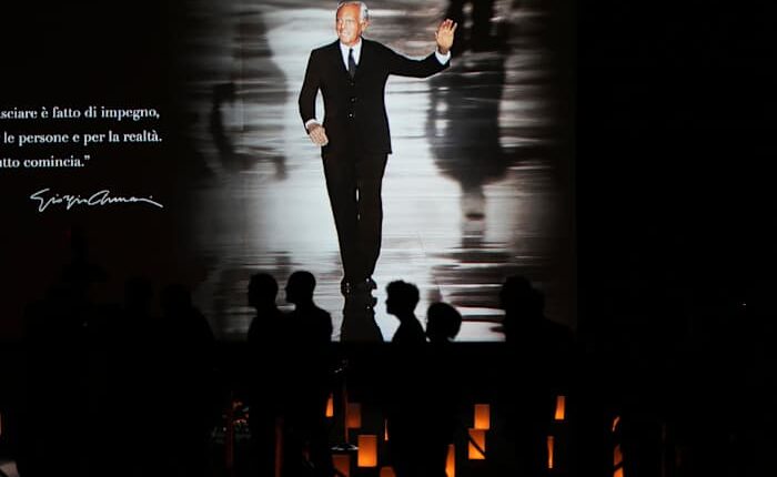 Hundreds of ordinary mourners and VIPs pay last respects to Italian fashion icon Giorgio Armani