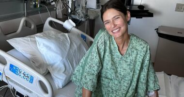 I'm a cancer doctor and there are four subtle symptoms of a 'silent disease' I always watch for