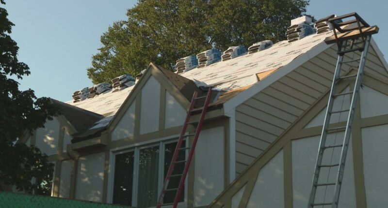 ICE agents target roofers in Naperville, leaving workers and residents shaken